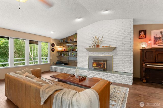 1517 Briarwood Court NW, Olympia, WA 98502