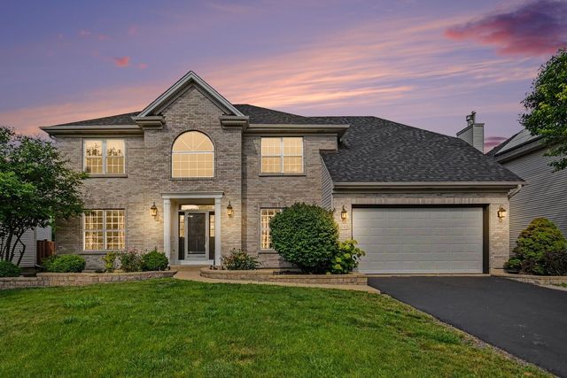 2095 Rockland Drive, Aurora, IL 60503