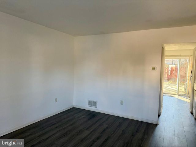 2167 FERGUSON PL, Herndon, VA 20170