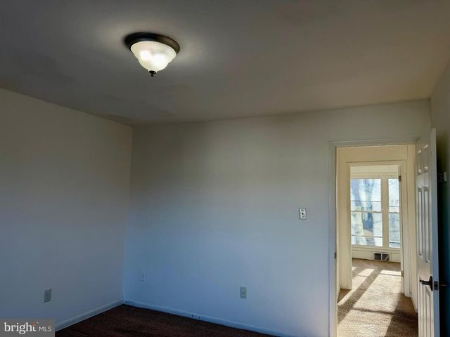 2167 FERGUSON PL, Herndon, VA 20170