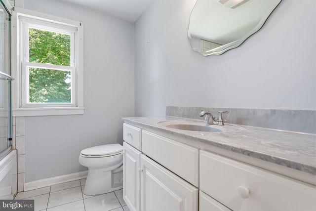 300 PINGREE AVE, Ewing, NJ 08618