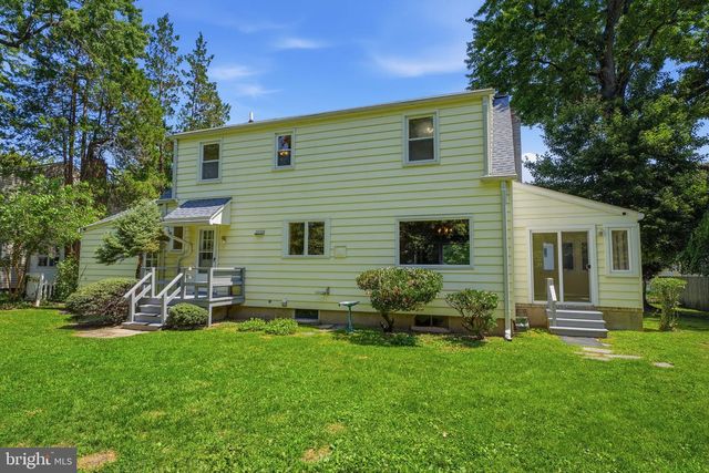 300 PINGREE AVE, Ewing, NJ 08618