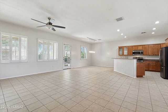 15153 N Pelham Road, Tucson, AZ 85739