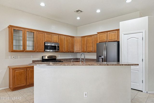 15153 N Pelham Road, Tucson, AZ 85739