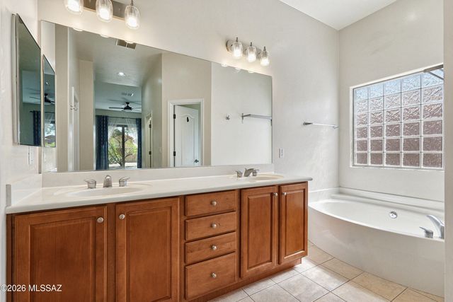 15153 N Pelham Road, Tucson, AZ 85739