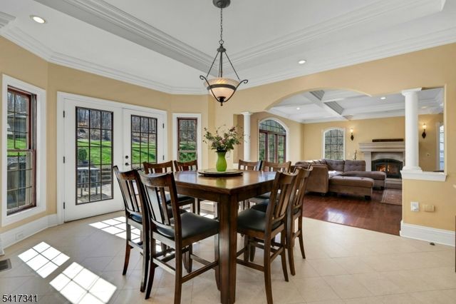 916 VALLEY ROAD, Watchung Boro, NJ 07069