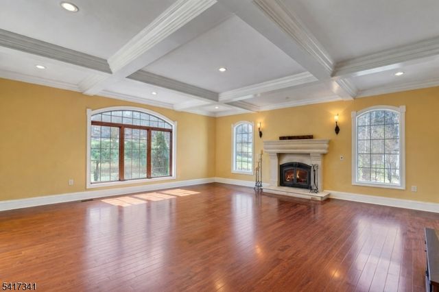 916 VALLEY ROAD, Watchung Boro, NJ 07069