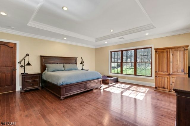 916 VALLEY ROAD, Watchung Boro, NJ 07069