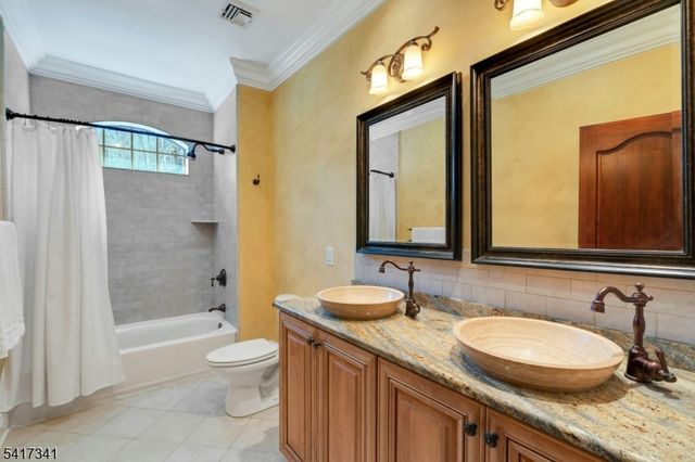 916 VALLEY ROAD, Watchung Boro, NJ 07069