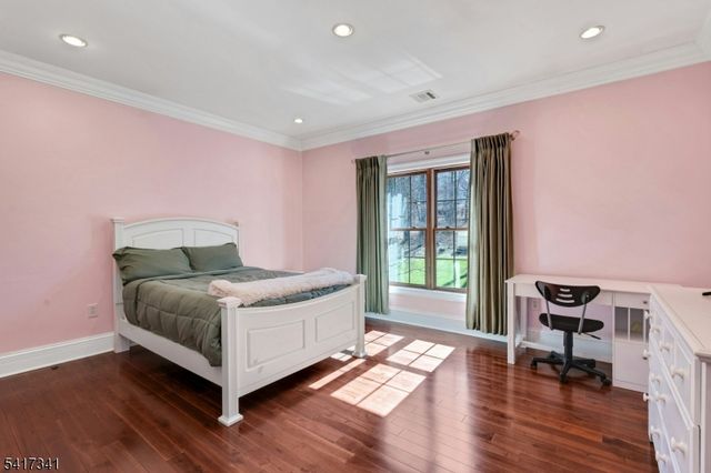 916 VALLEY ROAD, Watchung Boro, NJ 07069