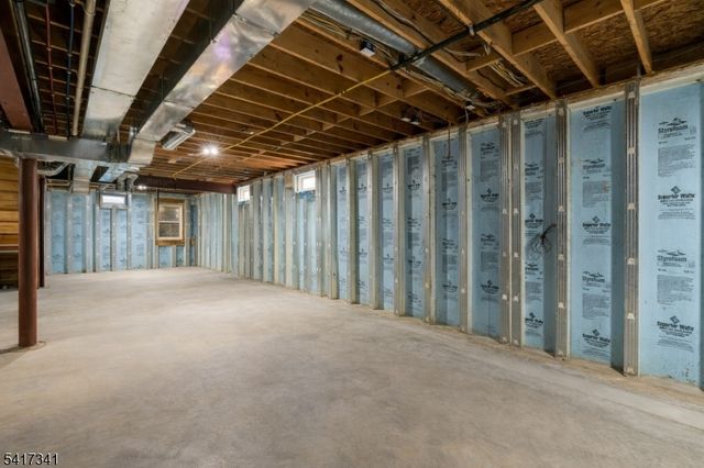 916 VALLEY ROAD, Watchung Boro, NJ 07069