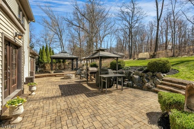 916 VALLEY ROAD, Watchung Boro, NJ 07069