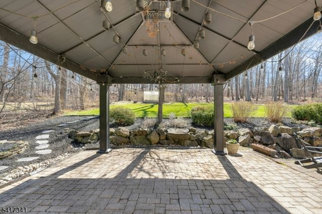 916 VALLEY ROAD, Watchung Boro, NJ 07069