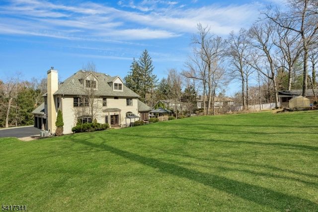 916 VALLEY ROAD, Watchung Boro, NJ 07069