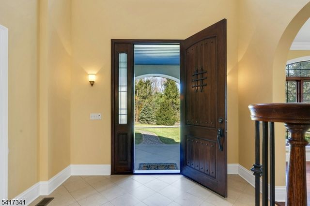 916 VALLEY ROAD, Watchung Boro, NJ 07069