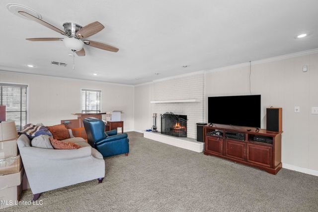 102 Creekwood Drive, Flowood, MS 39232