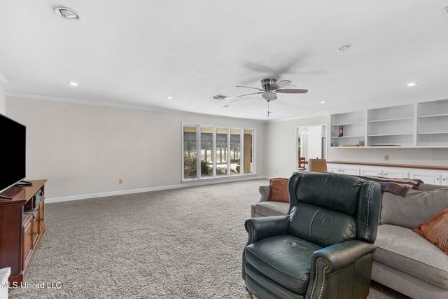 102 Creekwood Drive, Flowood, MS 39232