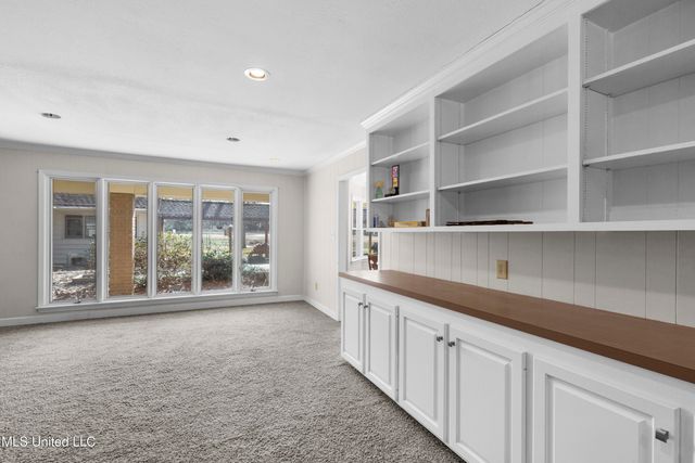 102 Creekwood Drive, Flowood, MS 39232