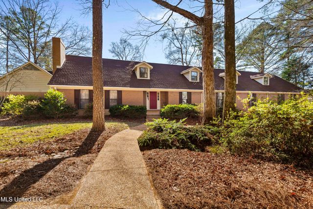 102 Creekwood Drive, Flowood, MS 39232