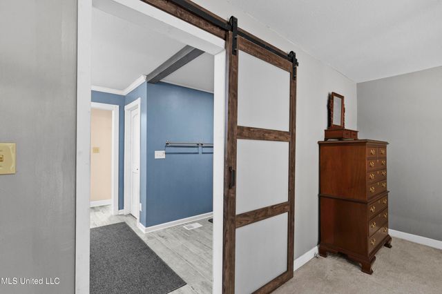 102 Creekwood Drive, Flowood, MS 39232