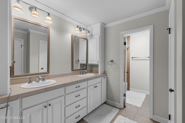 102 Creekwood Drive, Flowood, MS 39232