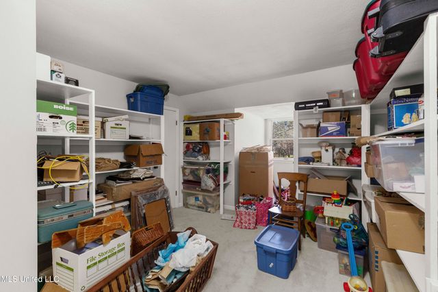 102 Creekwood Drive, Flowood, MS 39232