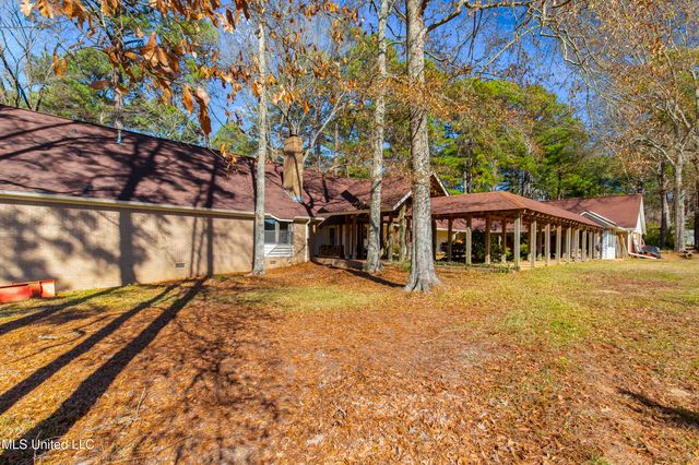 102 Creekwood Drive, Flowood, MS 39232