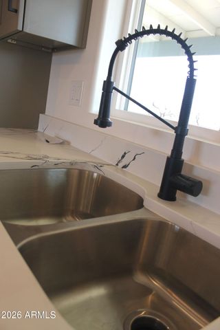 6370 S Jaxel Road, Hereford, AZ 85615