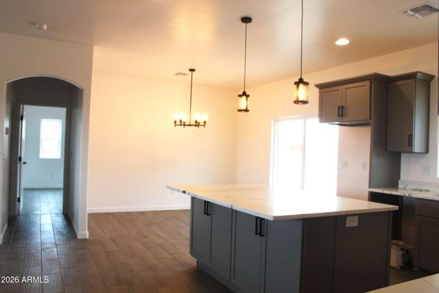 6370 S Jaxel Road, Hereford, AZ 85615