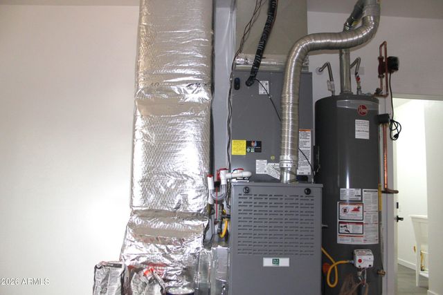 6370 S Jaxel Road, Hereford, AZ 85615