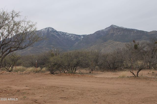 6370 S Jaxel Road, Hereford, AZ 85615