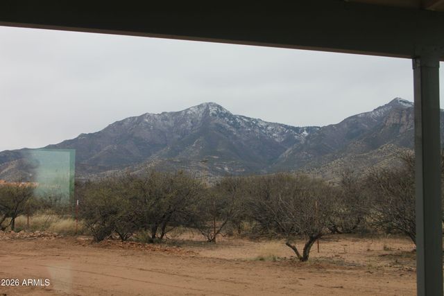 6370 S Jaxel Road, Hereford, AZ 85615