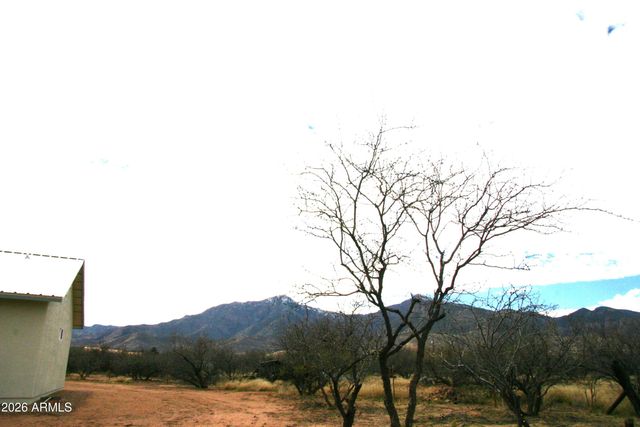 6370 S Jaxel Road, Hereford, AZ 85615