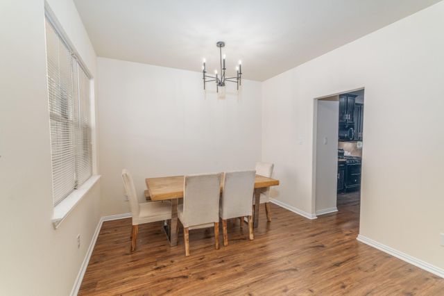 2318 Perkins Crossing Drive, Conroe, TX 77304