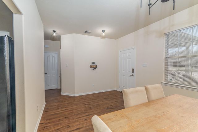 2318 Perkins Crossing Drive, Conroe, TX 77304