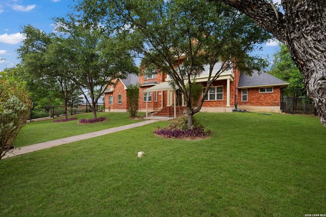 6519 Kings Crown W, San Antonio, TX 78233