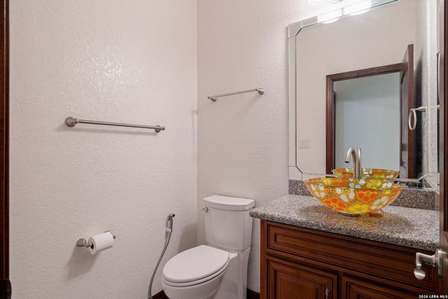 6519 Kings Crown W, San Antonio, TX 78233