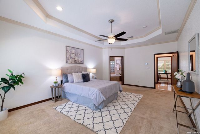 6519 Kings Crown W, San Antonio, TX 78233