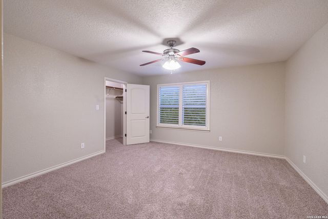 6519 Kings Crown W, San Antonio, TX 78233