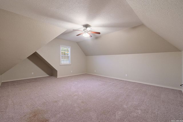 6519 Kings Crown W, San Antonio, TX 78233