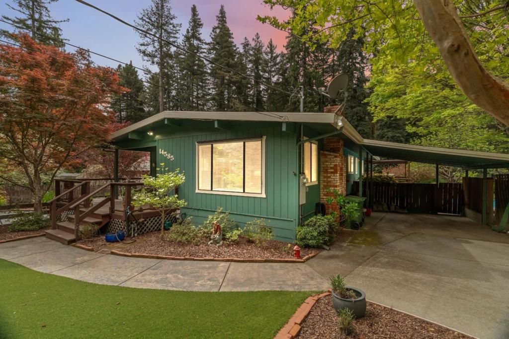 Image 1 of property listing at 14585 W Park Avenue, Boulder Creek, CA 95006