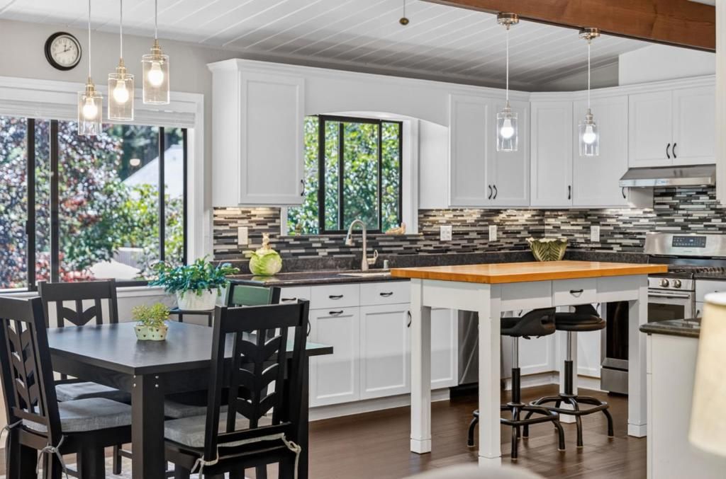 Image 17 of property listing at 14585 W Park Avenue, Boulder Creek, CA 95006