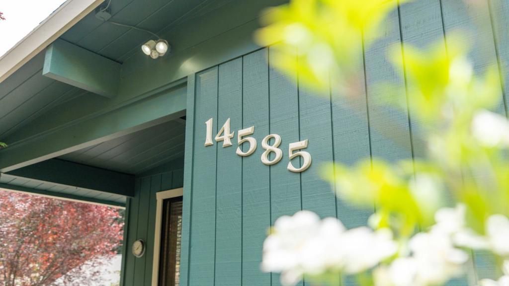 Image 39 of property listing at 14585 W Park Avenue, Boulder Creek, CA 95006