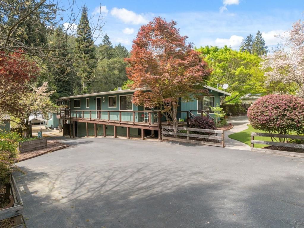 Image 5 of property listing at 14585 W Park Avenue, Boulder Creek, CA 95006