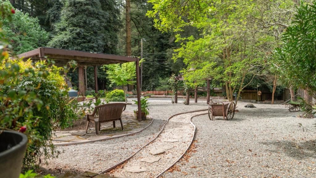Image 63 of property listing at 14585 W Park Avenue, Boulder Creek, CA 95006