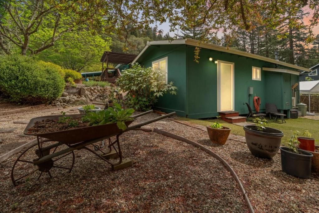 Image 75 of property listing at 14585 W Park Avenue, Boulder Creek, CA 95006