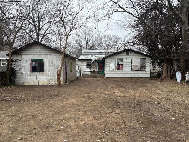418 S Thompson Street, Vinita, OK 74301