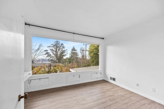 1012 Contra Costa Dr, El Cerrito, CA 94530