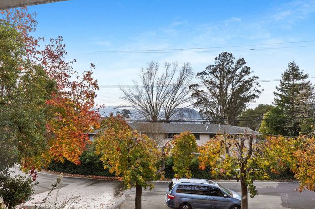 1012 Contra Costa Dr, El Cerrito, CA 94530