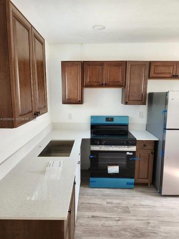 2501 NW 55th Terrace, Miami, FL 33142